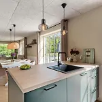 Awesome In With Kitchen 度假居 *