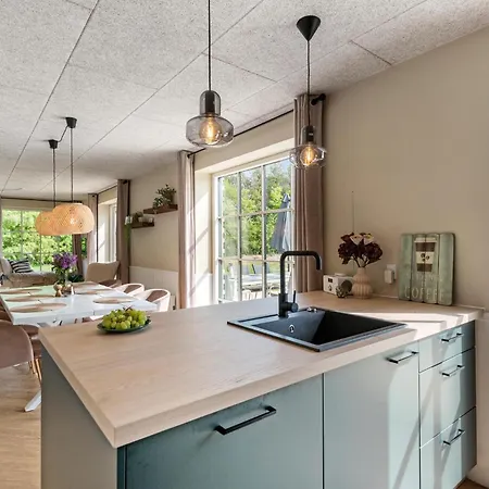 Awesome In With Kitchen 펜션 *