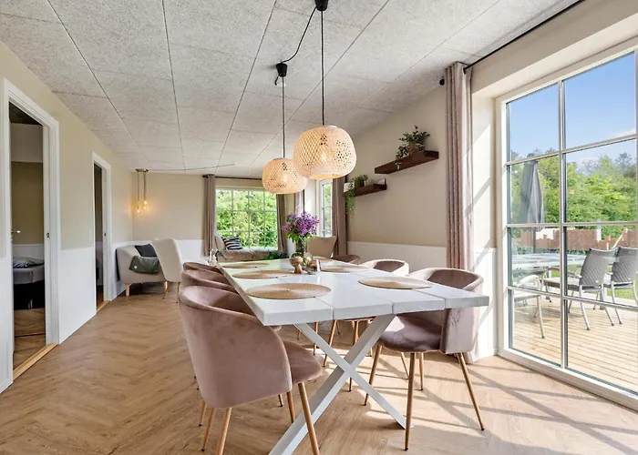 Semesterbostad Awesome In With Kitchen